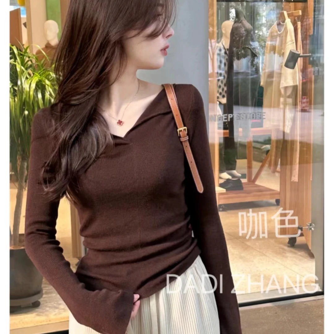 2025春秋新款软糯减龄纸片人亲肤针织打底衫纯色V领修身t恤上衣女