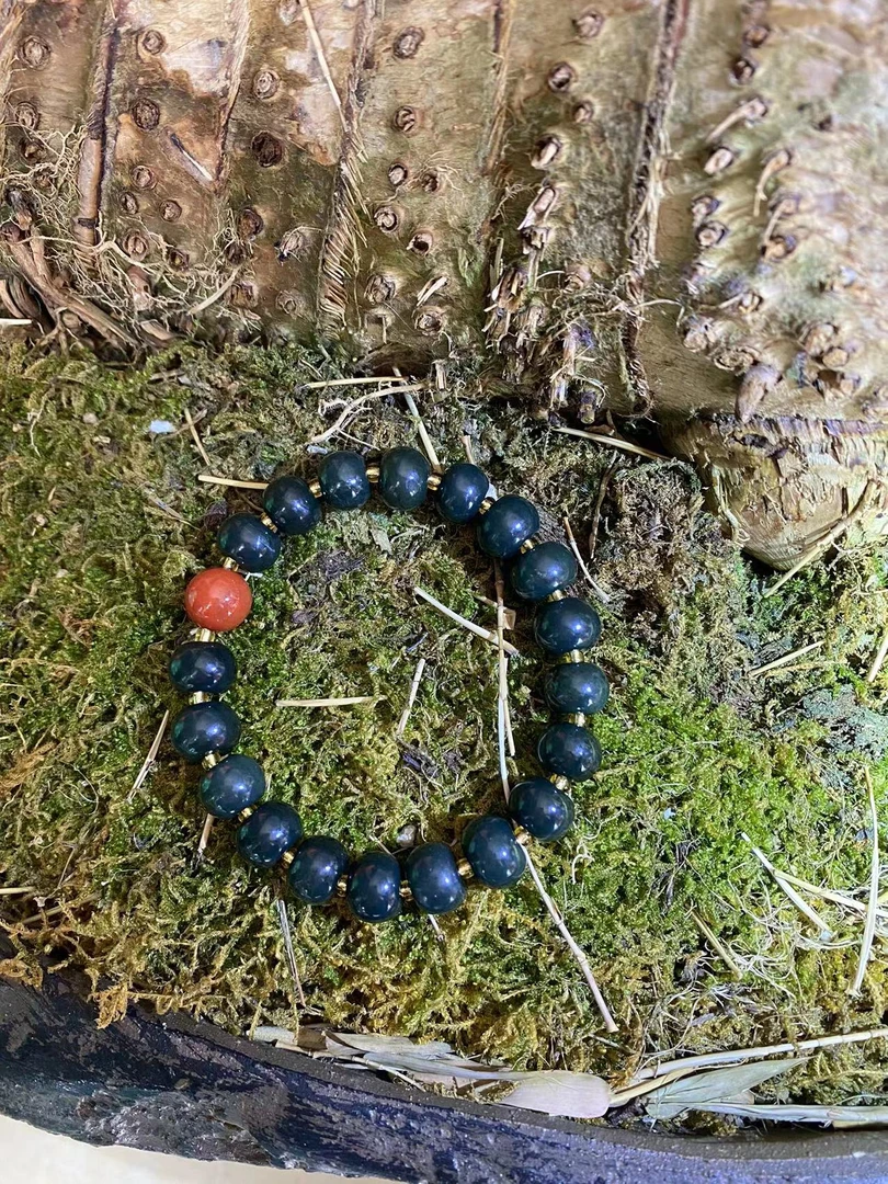 天然和田玉手链一条卡10毫米直径