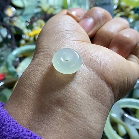 岫玉手绳未镶嵌一个