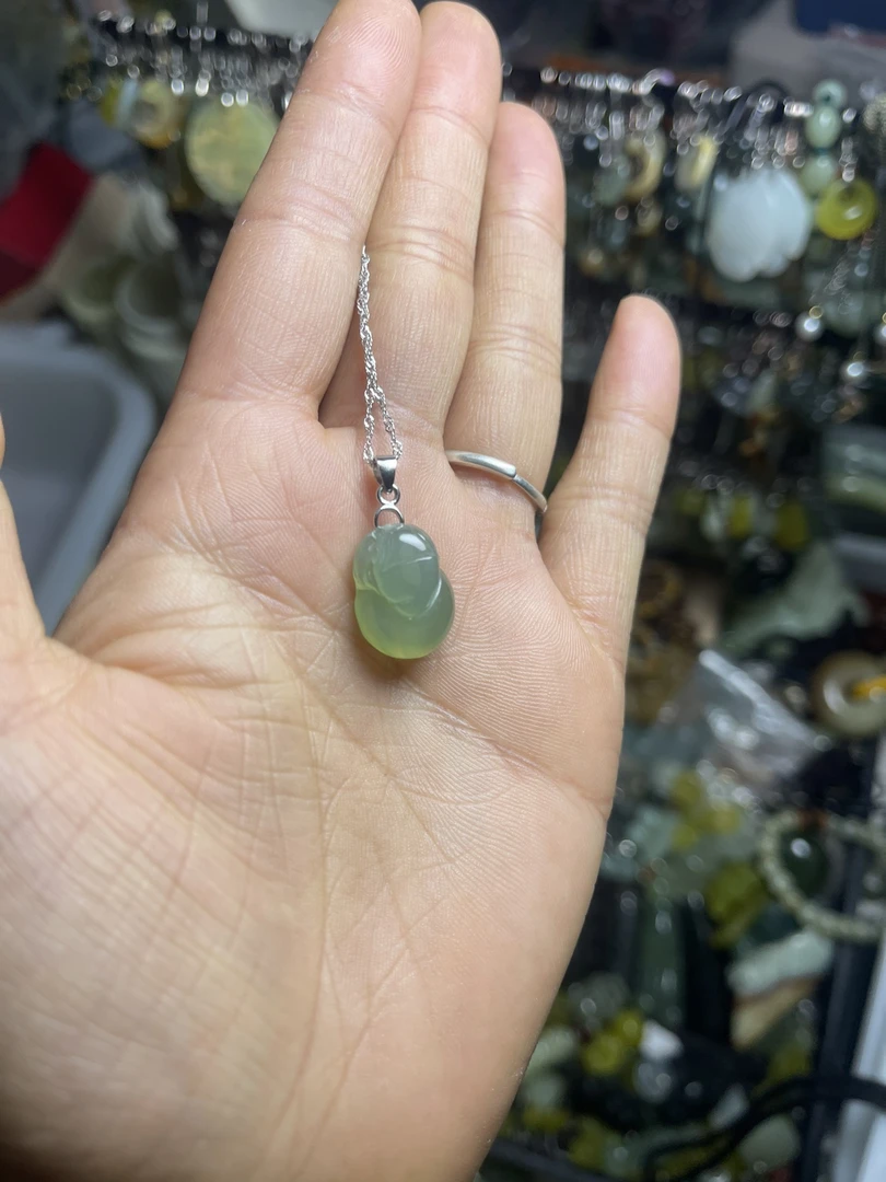 天然玉石貔貅一个、多样性发货、锁骨链毛衣链（没有加工钱料钱