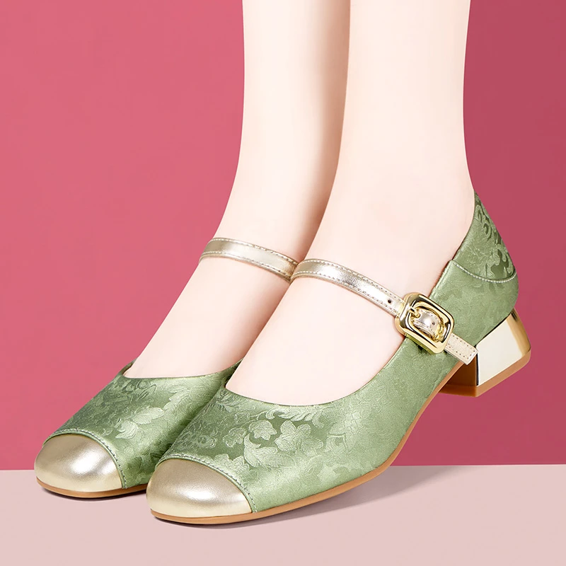 春夏新款国风女鞋皮面刺绣新中式单鞋低跟软底玛丽珍鞋妈妈女士鞋