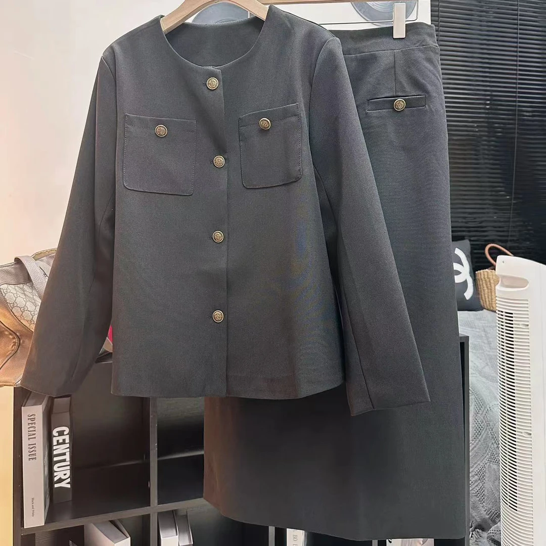 豆姐推荐  秋季新款西装裙时尚套装8115