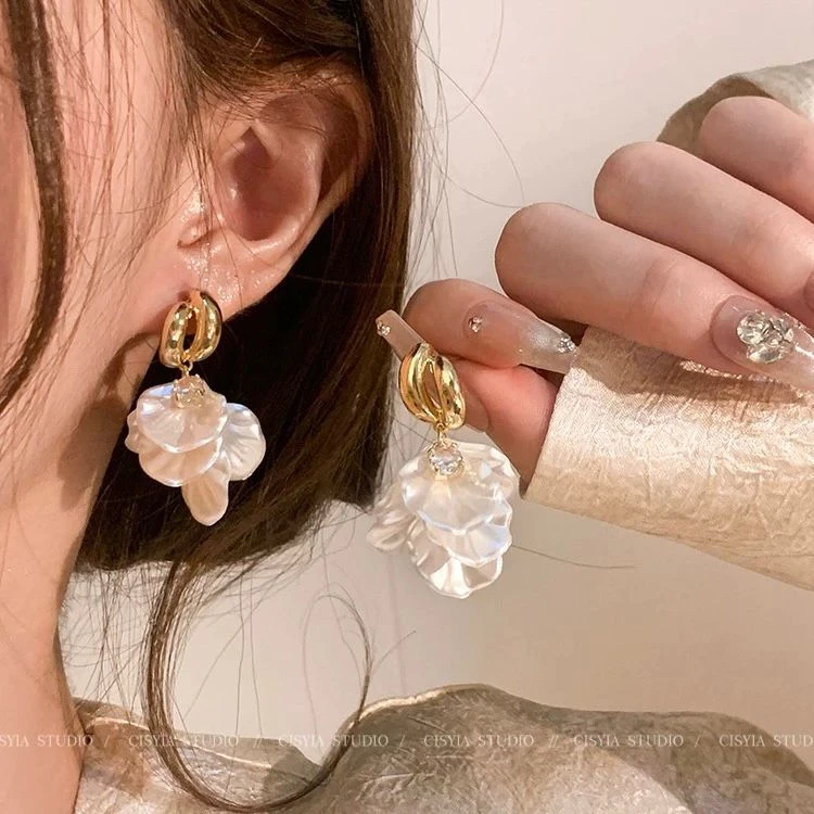 合金耳饰 法式复古贝壳花朵流苏耳钉女轻奢优雅高级百搭耳环耳饰