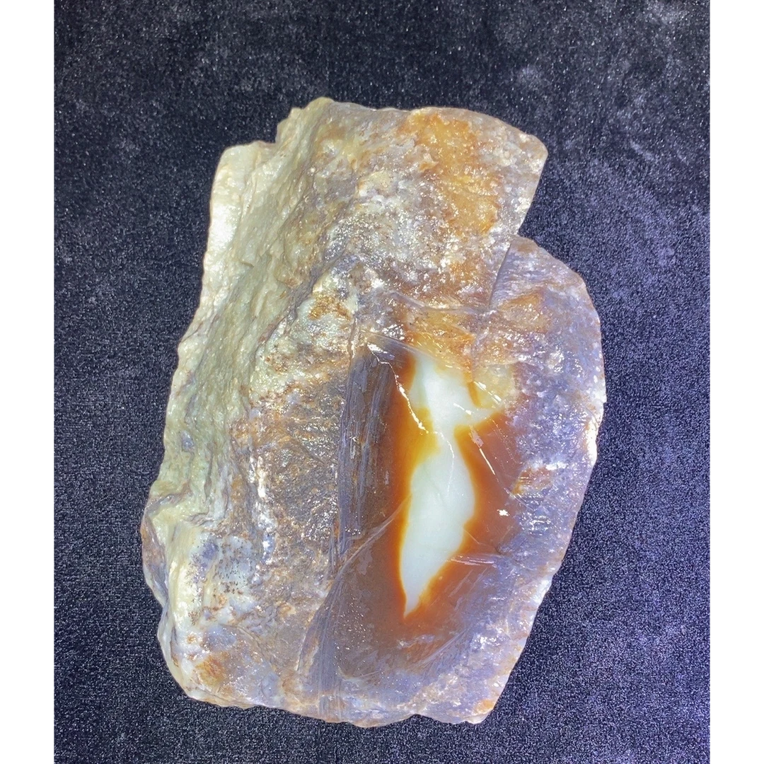 新疆和田石头且末盆景石