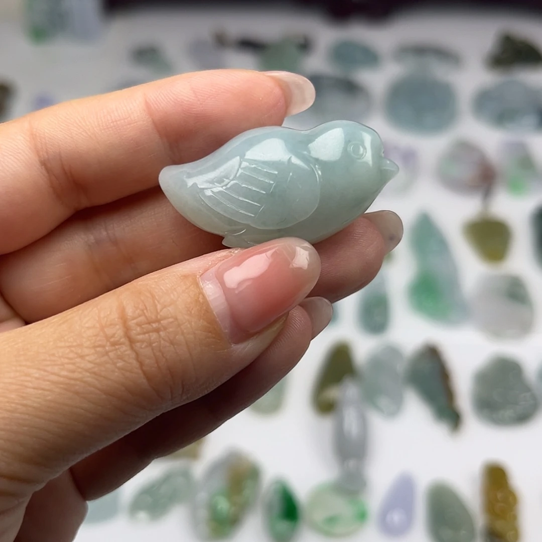 【闪购商品】翡翠颈饰未镶嵌鸟