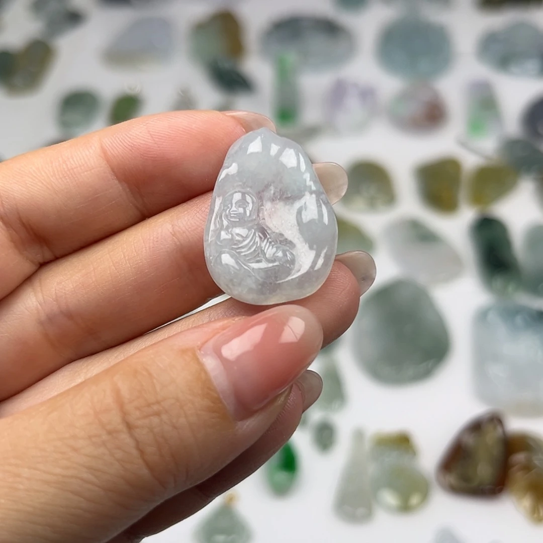 【闪购商品】翡翠颈饰未镶嵌小沙弥