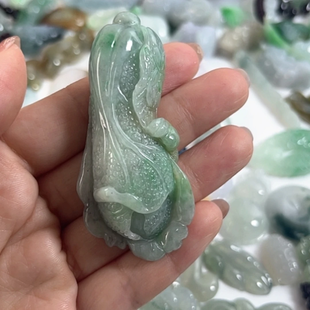 【闪购商品】翡翠颈饰未镶嵌