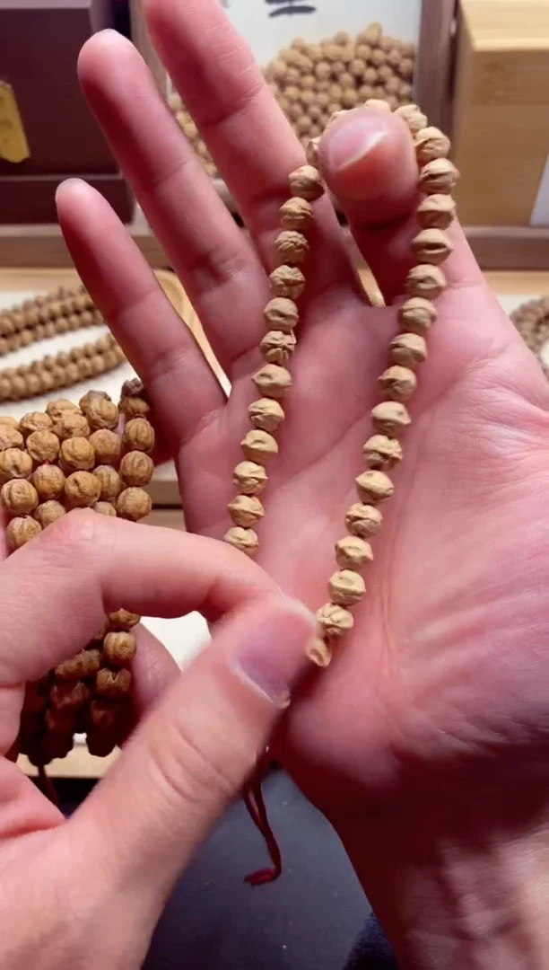 【闪购商品】柏香籽/百香籽手串A11