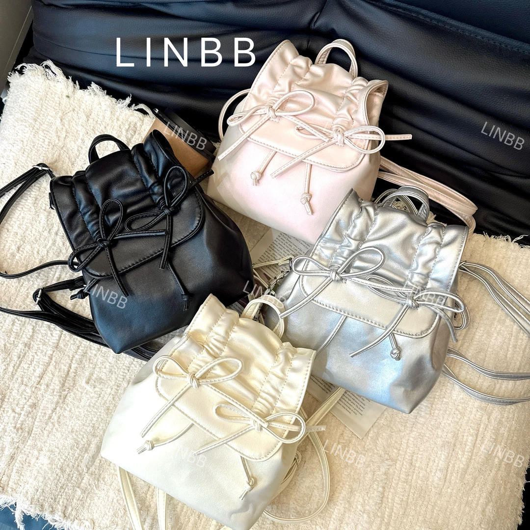 林北鼻-【蝴蝶双肩包】东大门韩单设计感双肩背包