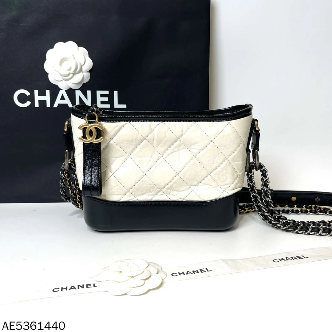 95新 Chanel/香奈儿 香奈儿流浪包白色小号28开/AF6045557