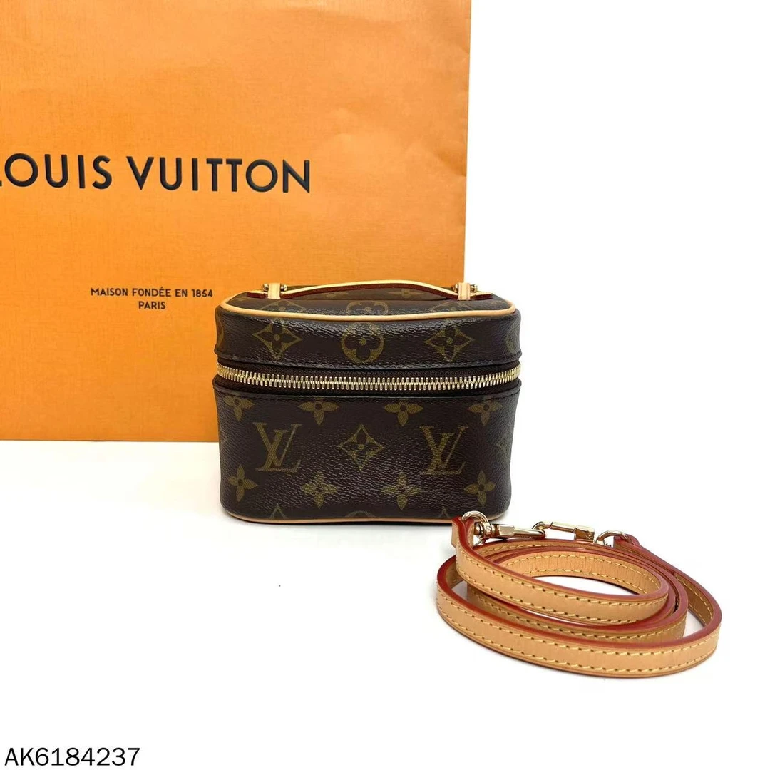 95新 LouisVuitton/路易威登  nano化妆盒芯片款单肩包AK6184237