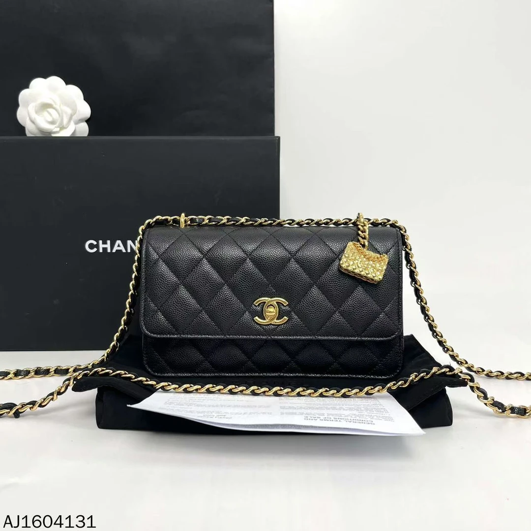 95新 Chanel/香奈儿 woc23s芯片风琴吊坠/AJ1604131