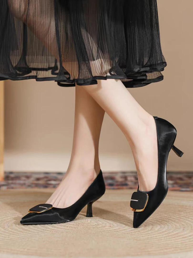 2024高跟鞋，时尚风格  百搭夏季细跟尖头外穿仙女风复古春夏浅口