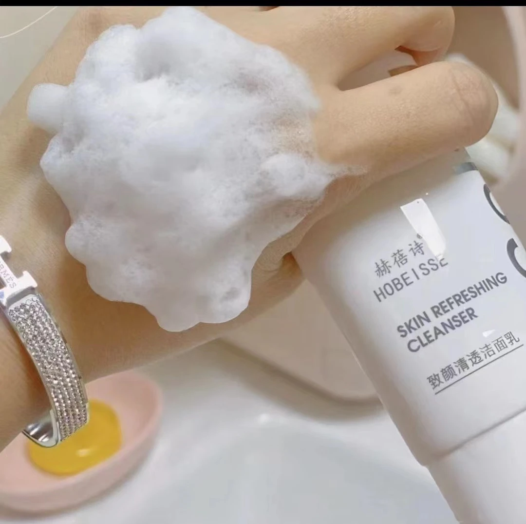 赫蓓诗除螨氨基酸洁面乳清洁