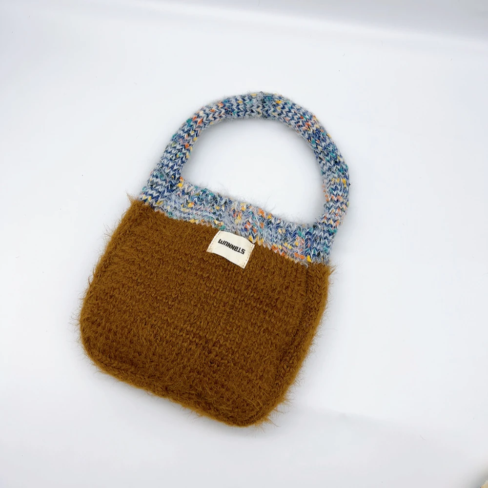 01868 好啊商店 拉毛手拎包咖色 尺寸8*6*19cm