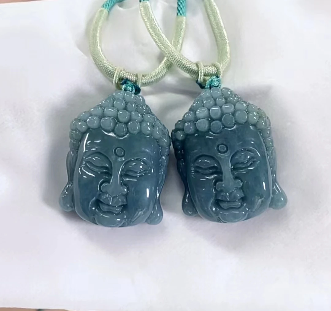 天然翡翠A货佛头吊坠（多样性发货发其一）高30-31宽23-24厚11-12