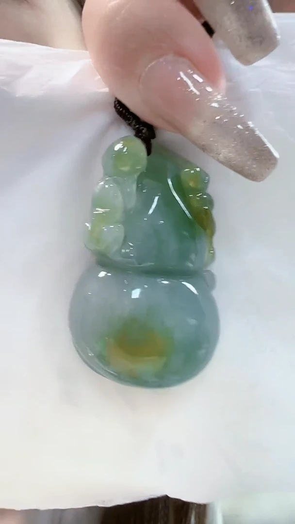 【闪购商品】翡翠颈饰未镶嵌孤品