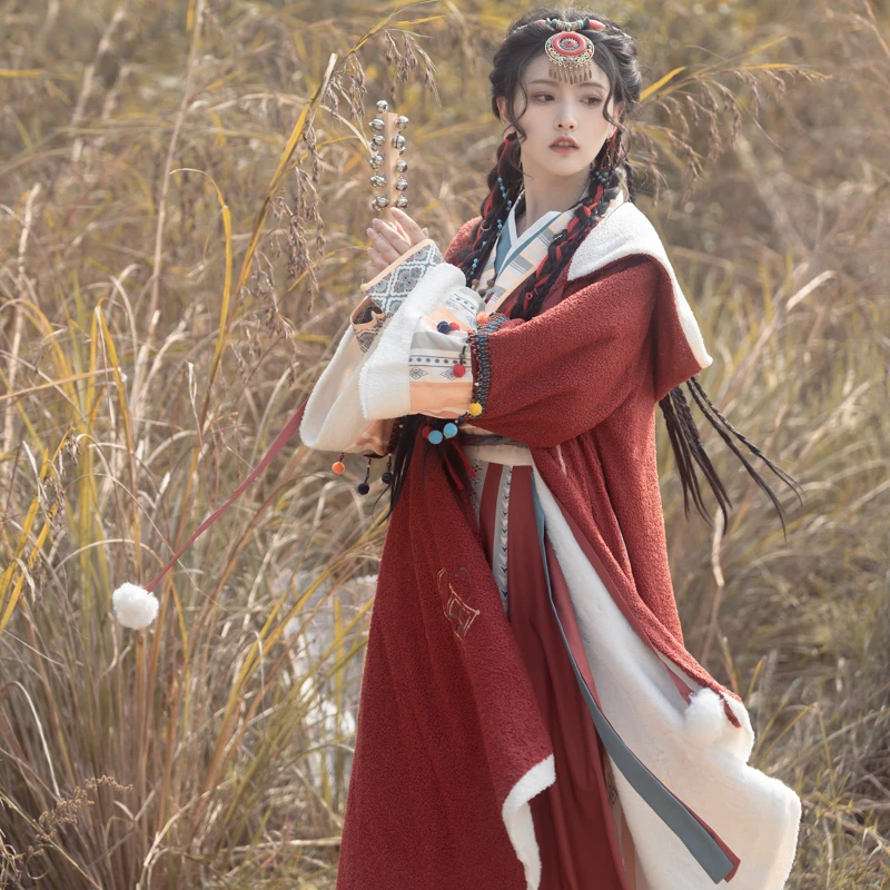 捌伍柒原创汉服女汉元素国风日常唐制魏晋风加厚斗篷冬款拜年服