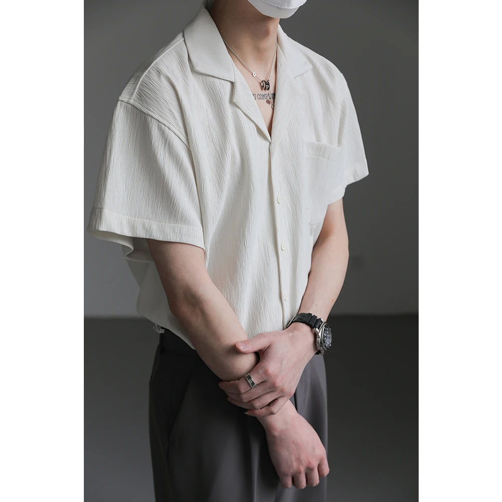 卓卓高级感衬衣设计感小众痞帅大翻翻领宽松休闲薄款短袖衬衫男