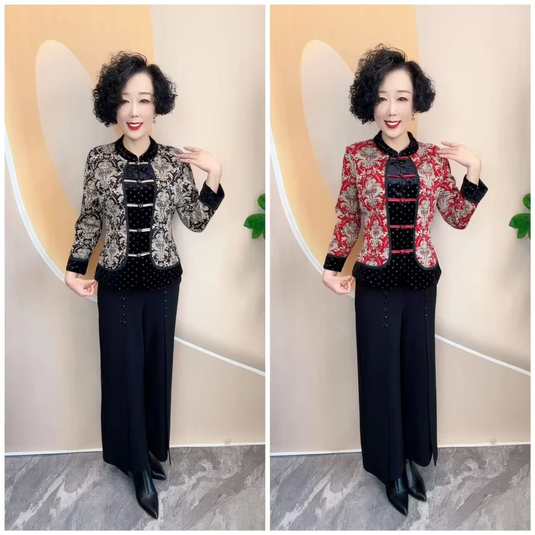 8601新款冬复古盘扣加绒保暖妈妈装大码加绒开衫，衣长60