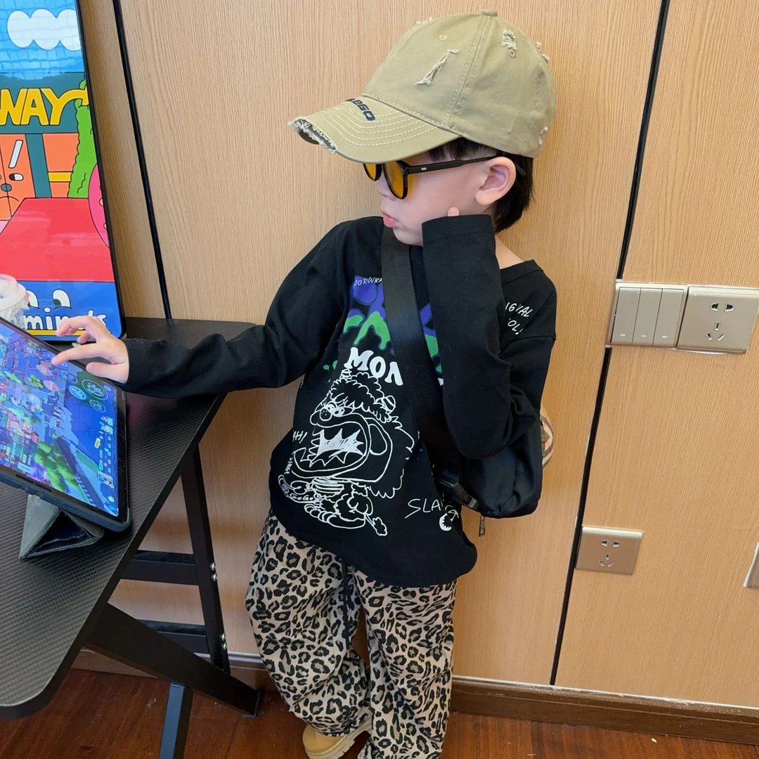 令佳潮牌24童装秋冬时尚长袖卡通印花宽松圆领洋气打底衫T恤061