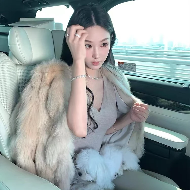 允儿【千金归来】2024新款百搭显瘦狐狸毛外套女