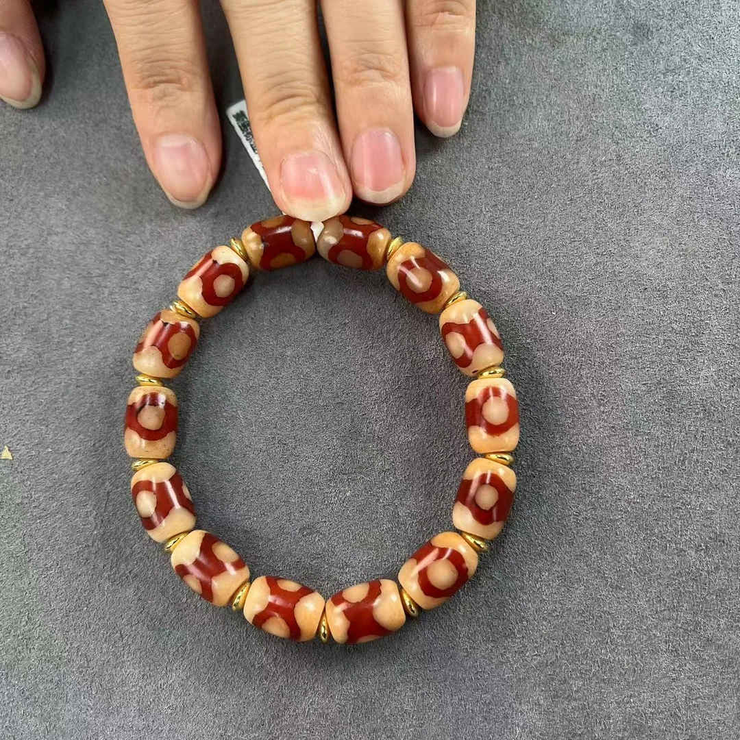 【坛城三眼】玛瑙手串  AKI072301