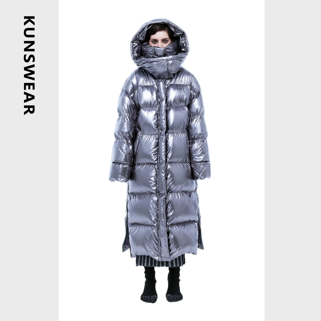 KUNSWEAR/琨丝薇尔24WI 银色防风立领连帽保暖羽绒外套 828002080