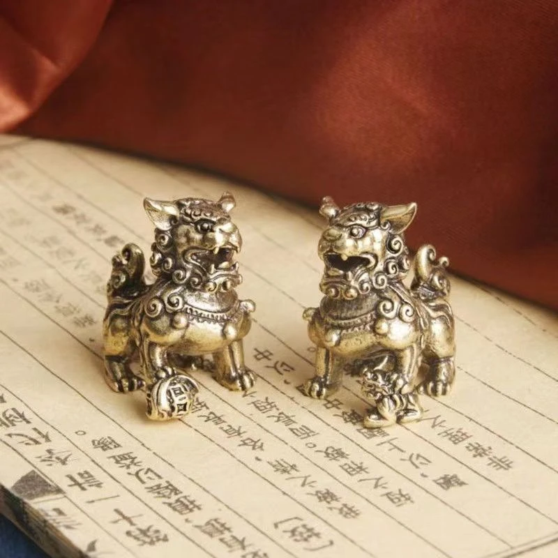 黄铜小狮子(一对)黄铜桌面铜摆件小狮子居家装饰复古茶宠摆件