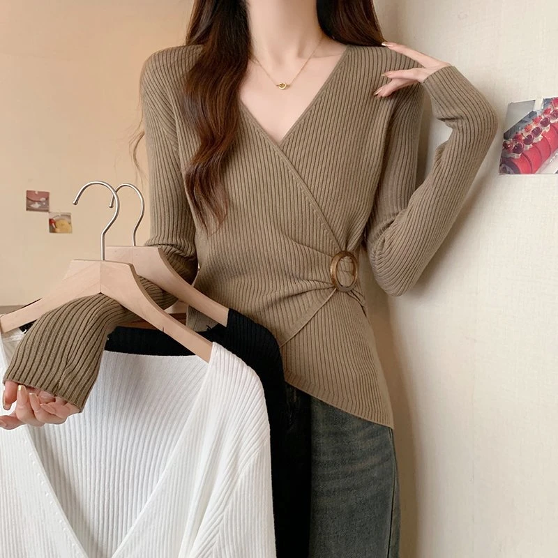 大码女装遮肚子不规则交叉针织上衣春秋胖妹妹收腰显瘦洋气打底衫