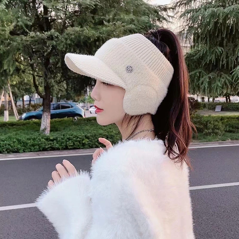 【近梅】冬保暖护耳加厚加绒空顶可扎马尾运动鸭舌帽冬季女百搭帽子