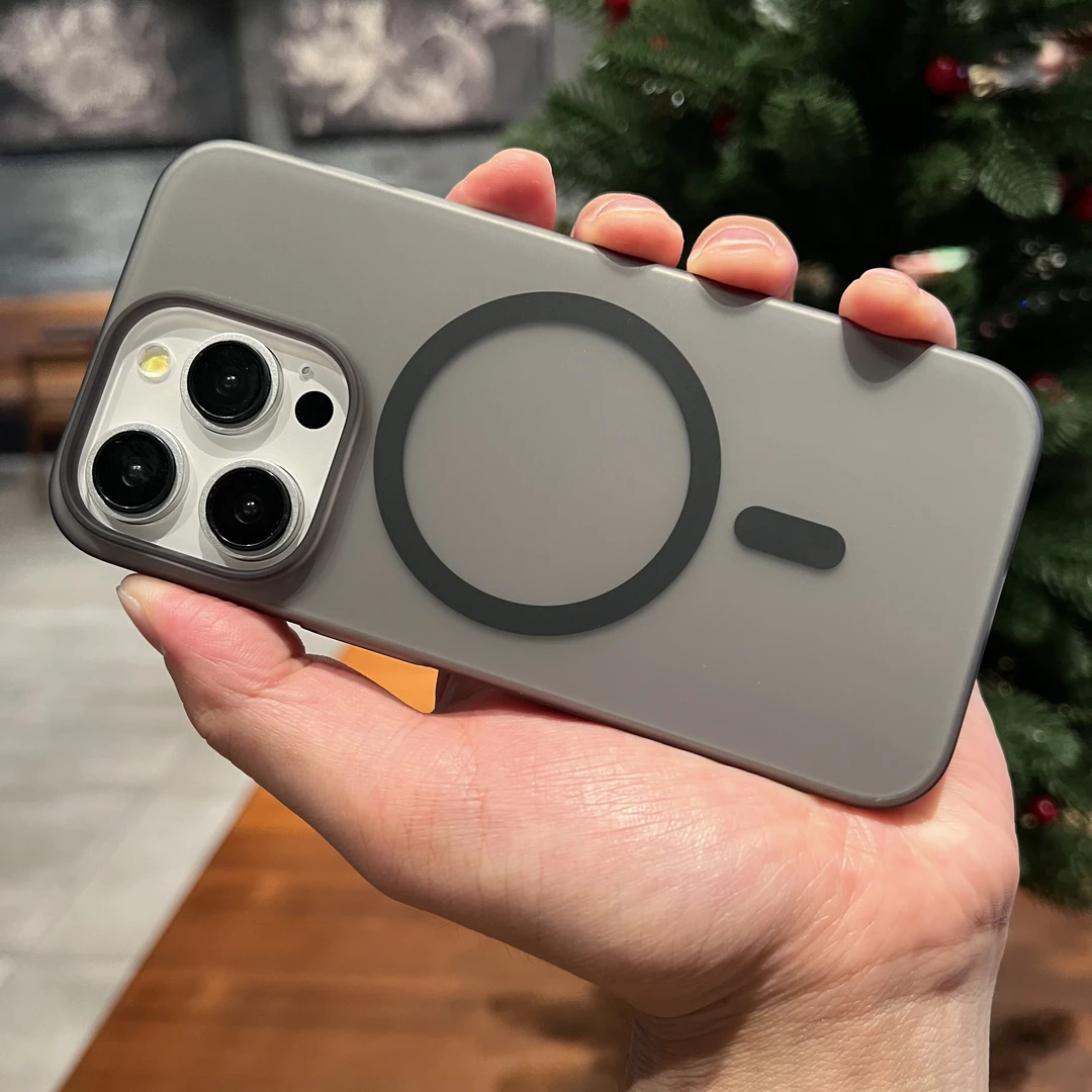 大孔镜头磁吸磨砂苹果15pro手机壳iPhone14/13promax超薄12/11套