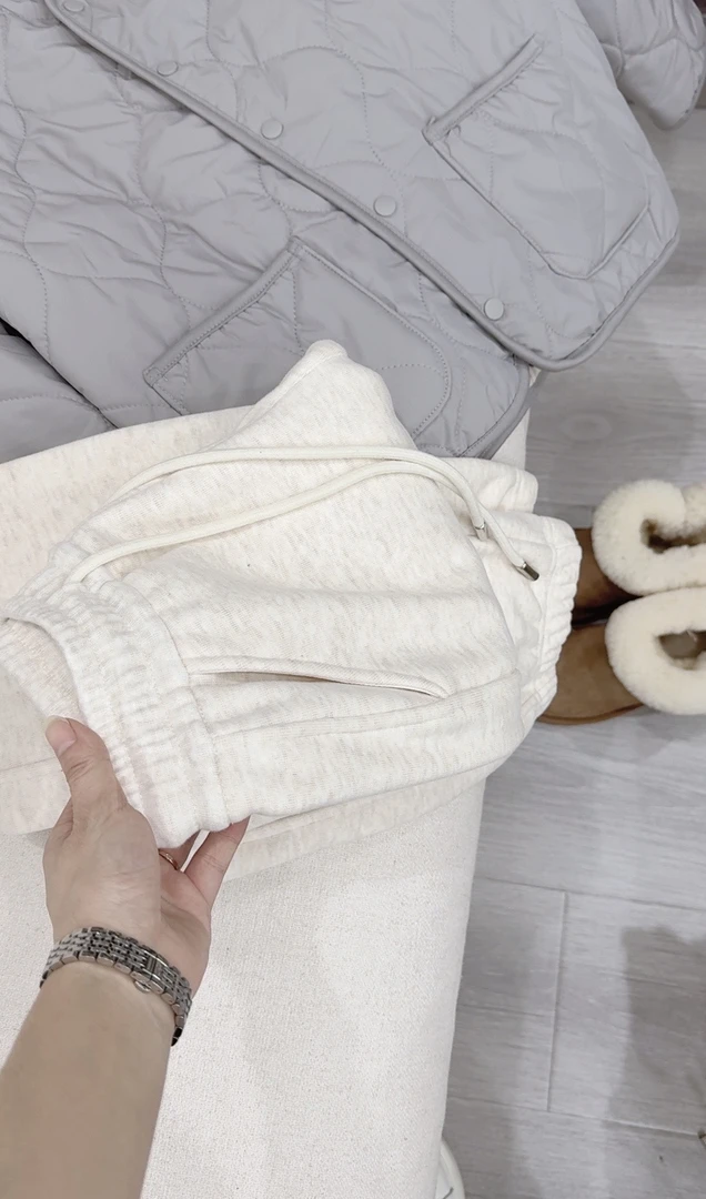 桃子家百搭加绒厚款束脚裤318