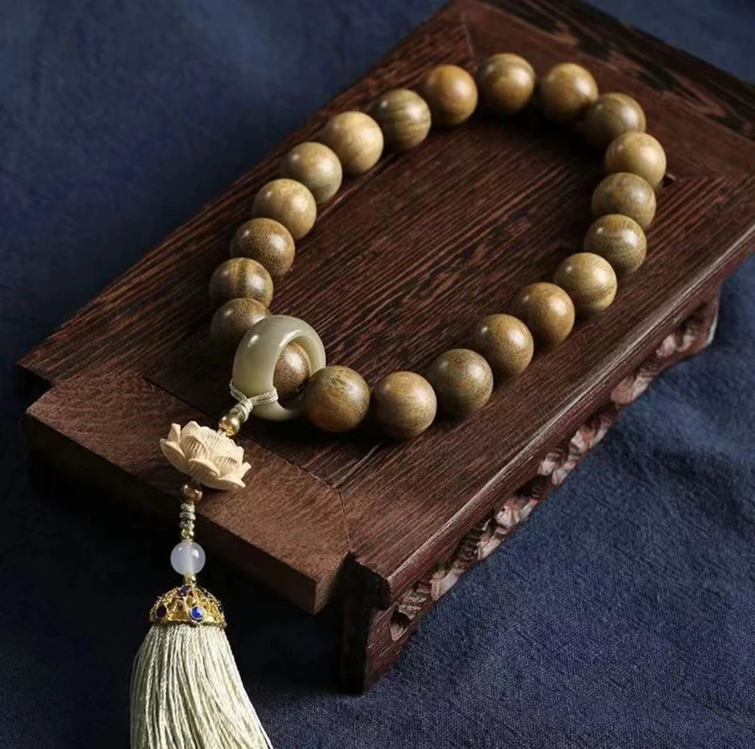 .A....‘.. 14mm圆珠经典大气不挑人手串.