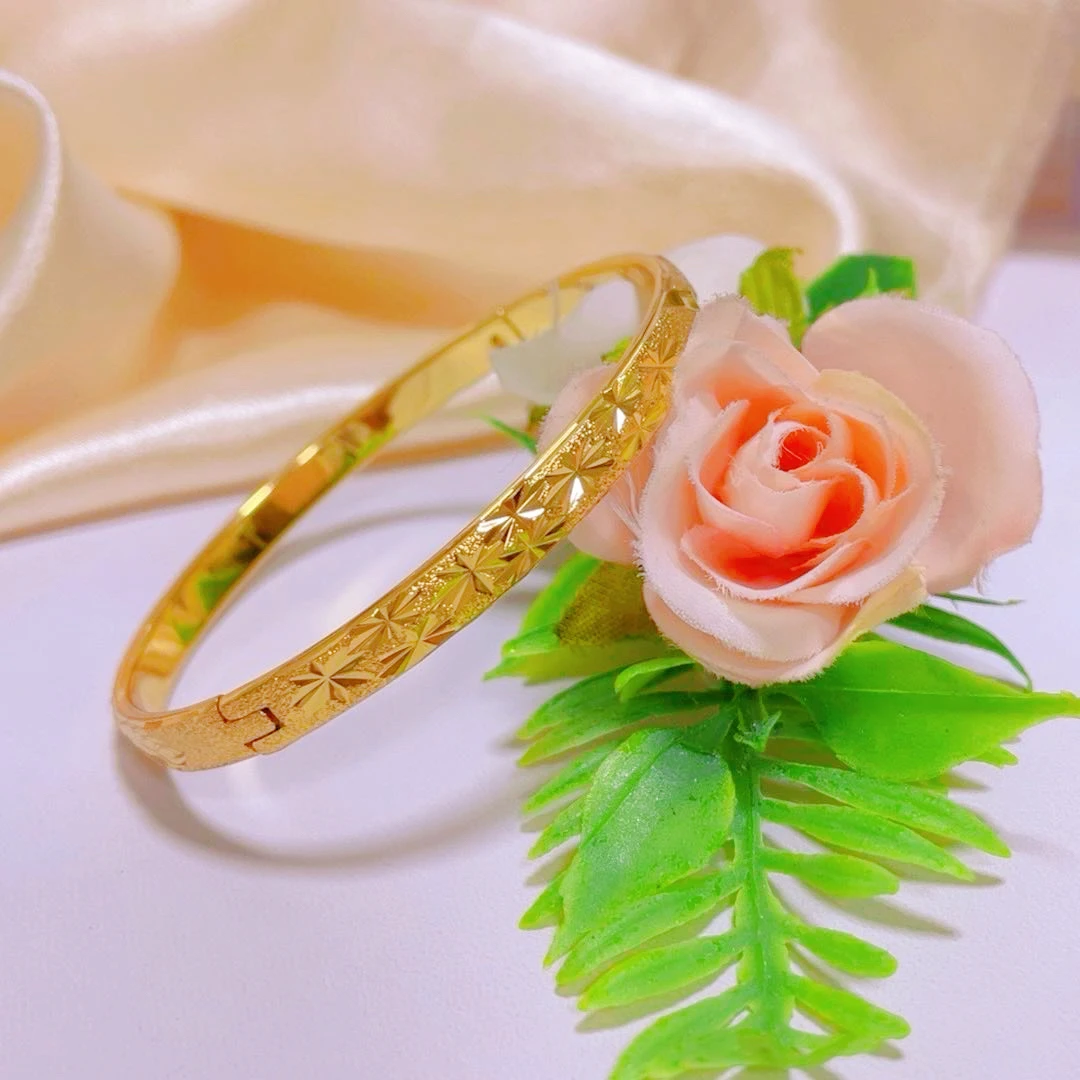 铜合金合成锆石手镯 手镯黄金色不变色镯子时尚