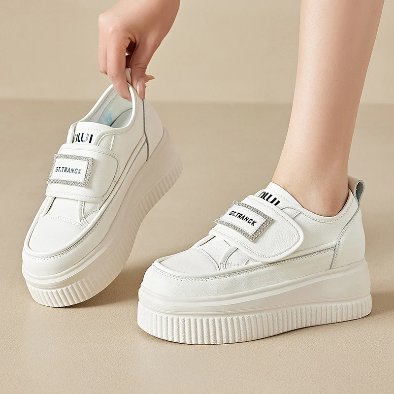增高6CM2024新款真皮厚底增高小白鞋休闲运动平底浅口单鞋板鞋女
