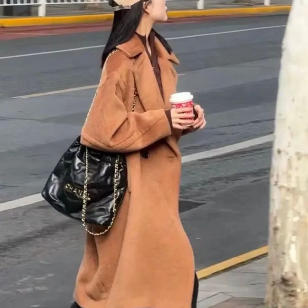 易缔媤大衣洋气时尚