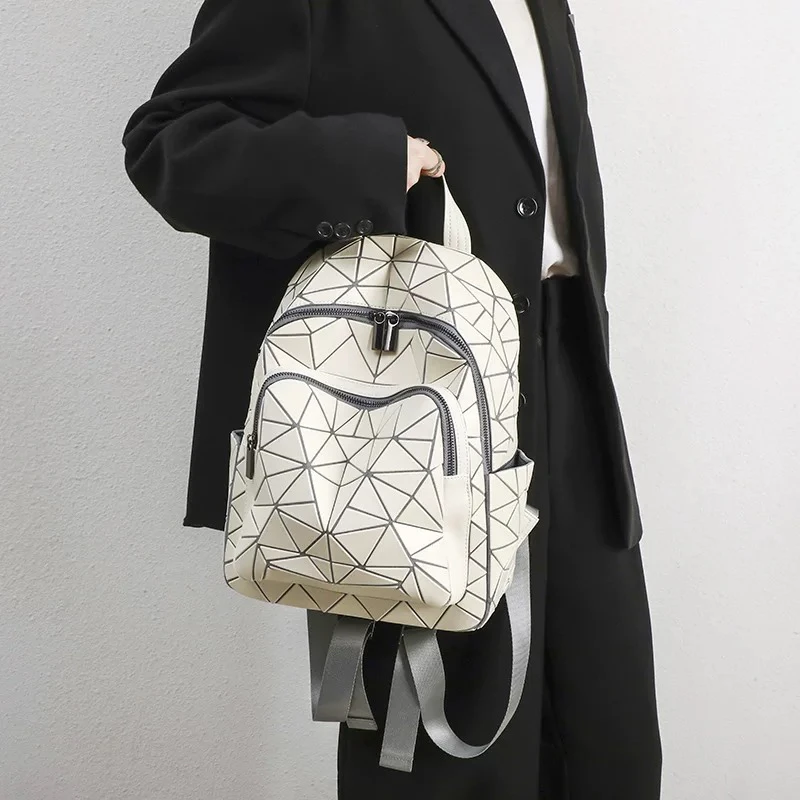 旅行双肩包大包大容量