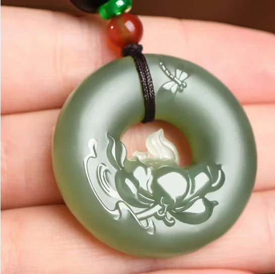 和田玉莲花玉吊坠平安扣玉牌浅青玉男女款玉佩玉石挂件毛衣链