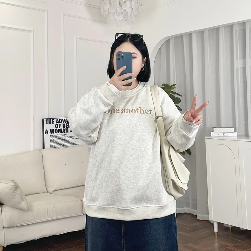 月下鎏金 / 松弛感加绒圆领卫衣11767花契200斤胖mm新款休闲时尚