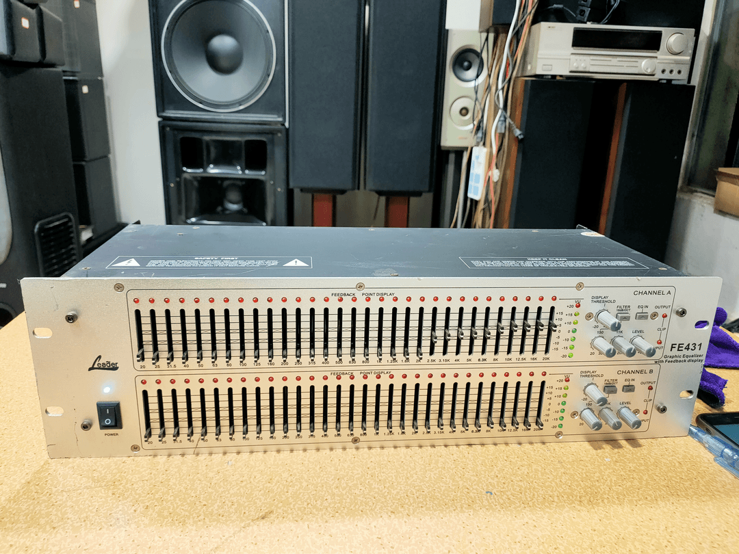 9新  二手     Leader  FE431  均衡器，成色如图（出声，不带线材）