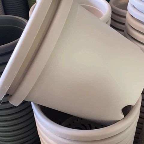 树脂四季盆3号无拖灰白3个