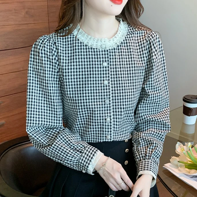 格子衬衫女长袖开衫蕾丝圆领衬衣洋气减龄百搭上衣2025秋季新款潮