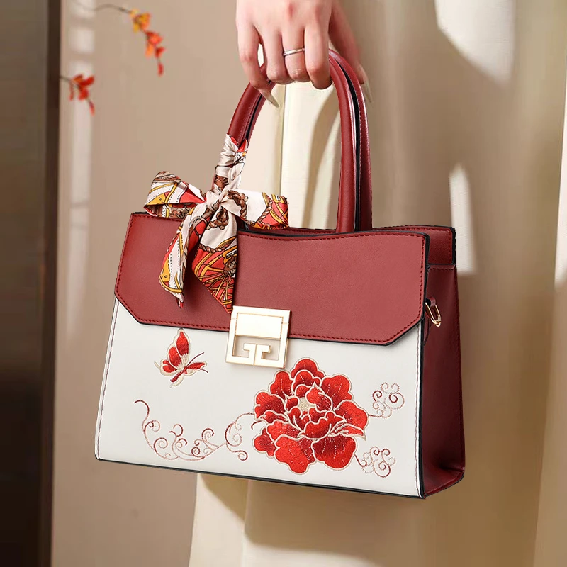新款刺绣女包时尚百搭斜挎手提包大气大容量单肩气质包妈妈包潮