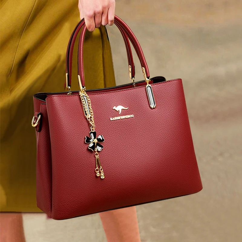 香港原创包包女包新款2025斜挎包女单肩包女时尚中年女士手提包女