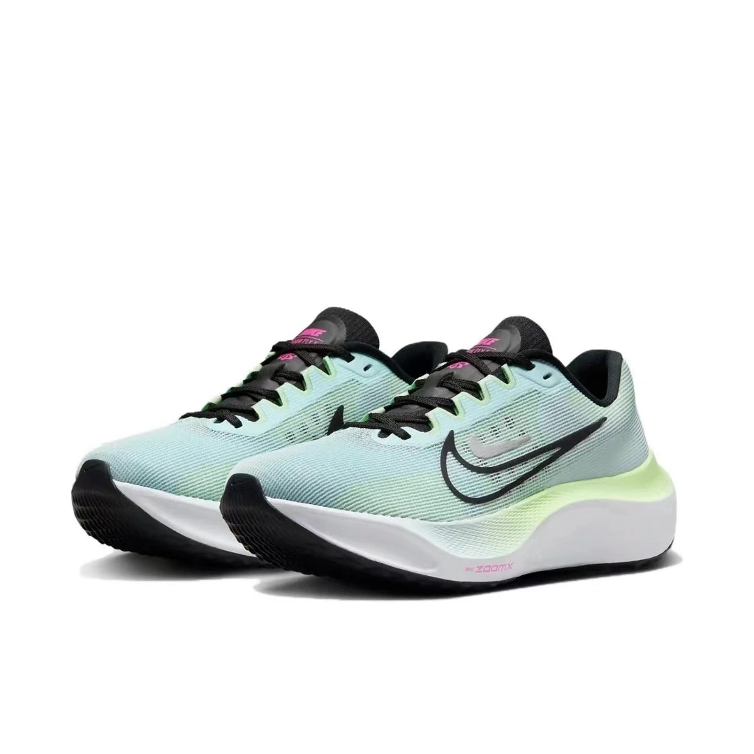 耐克女子春夏ZOOM FLY 5运动训练跑鞋DM8974401