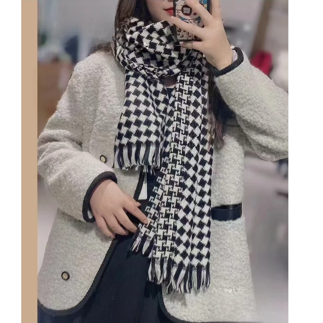 春季新款时尚简约百搭羊毛短外套女W076