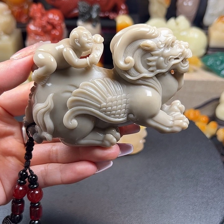 寿山石旗将石摆件