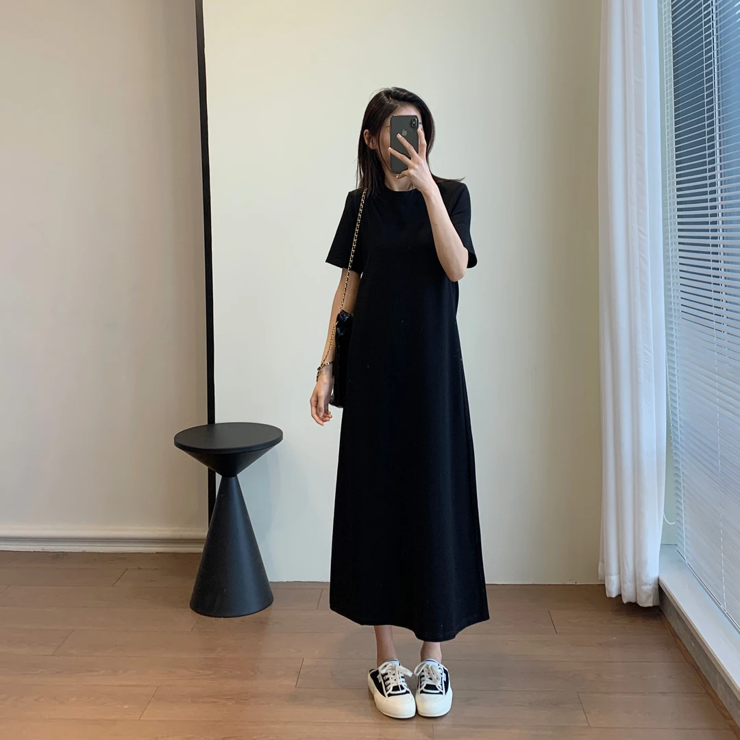 纯色圆领短袖宽松连衣裙女2025春秋收腰过膝修身显瘦大码长裙夏季
