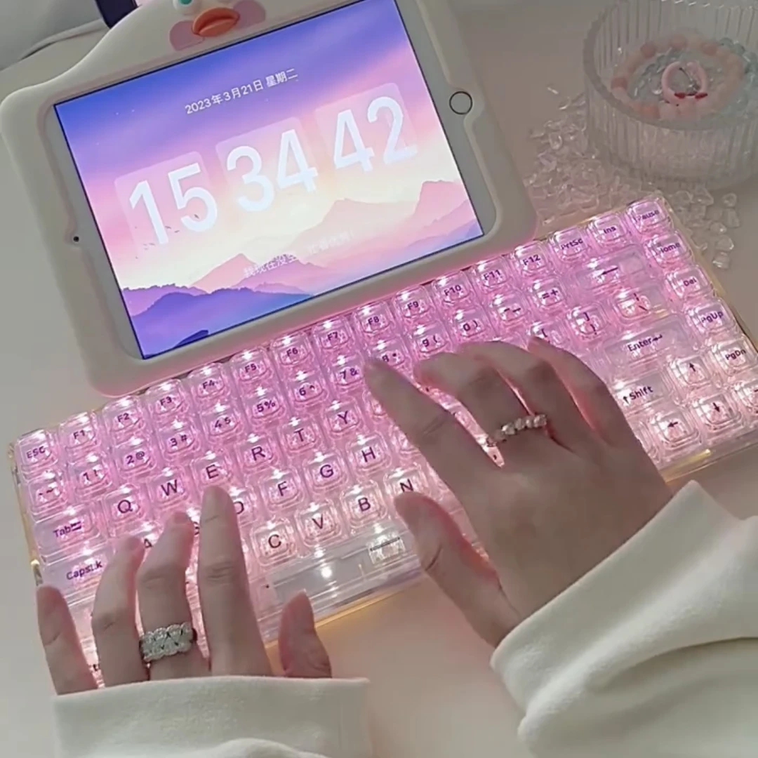 新盟X84蓝牙机械键盘透明客制化热插拔凯华轴电竞键盘少女心可爱